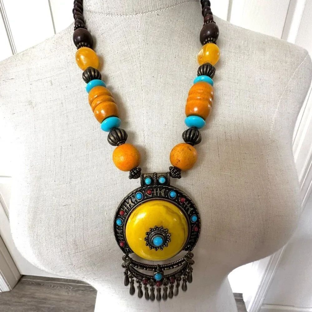 wood red blue  yellow resin amulet Tibetan pendant necklace